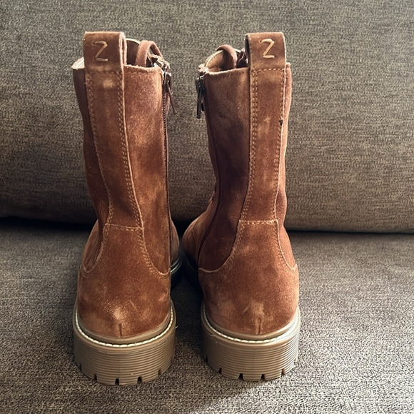 NEW ZODIAC Women's Bruna Bootie ~ Combat Boot ~ Leather Upper Size 9.5 Cognac - Picture 5 of 12